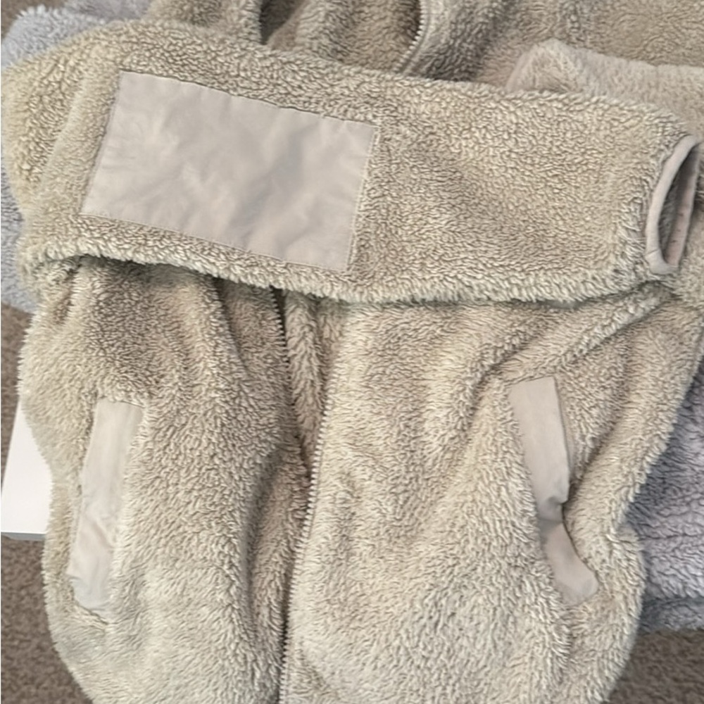 TNA Cozy Beige/tan/sand teddy Jacket sz xxs fits a sz small best